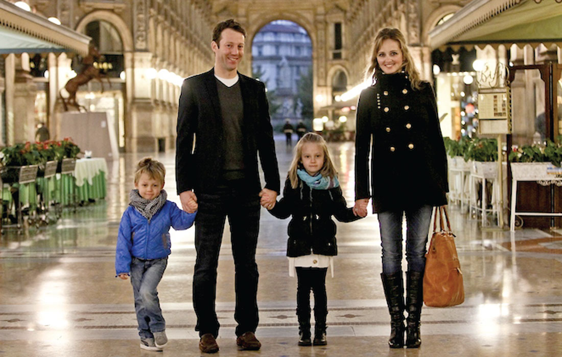 David and Marzena Feuchtwanger with family